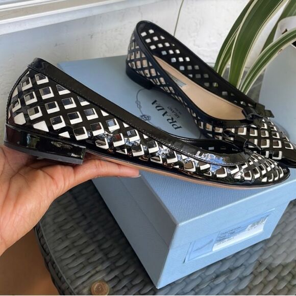 Prada - Picture 5 of 11